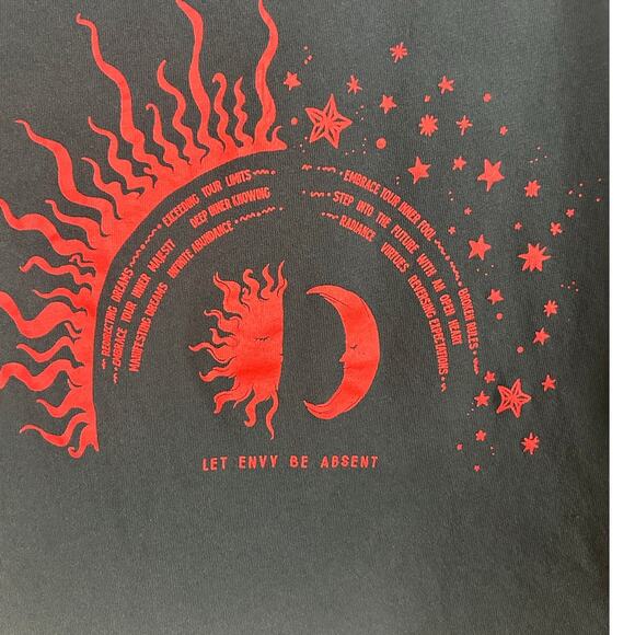 Urban Outfitters Gray Astrology Crop Tee size S - Picture 2 of 8